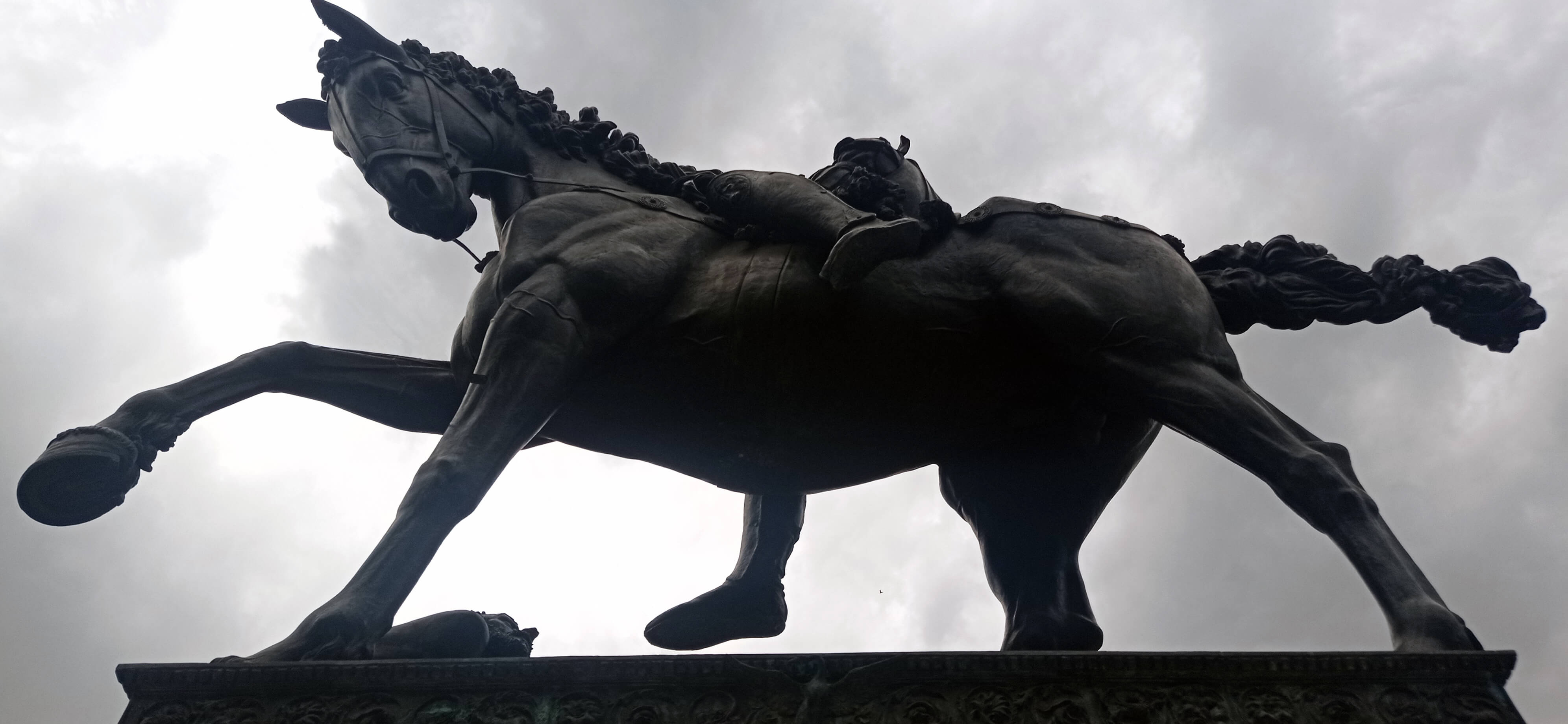 “Poetic Amalgam,” measuring 200 x 60 x 60 cm and executed in sandstone.